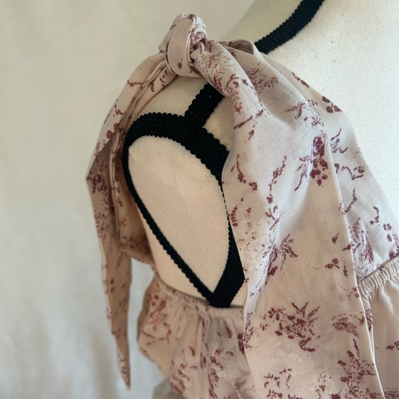 Bow Straps Blouse - Picture 2 of 4